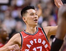 IM体育平台-林书豪成为NBA历史上第一位华裔球员