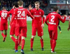 IM体育官方平台-阿贾克斯主场大胜海伦芬，荷甲领先榜首的简单介绍