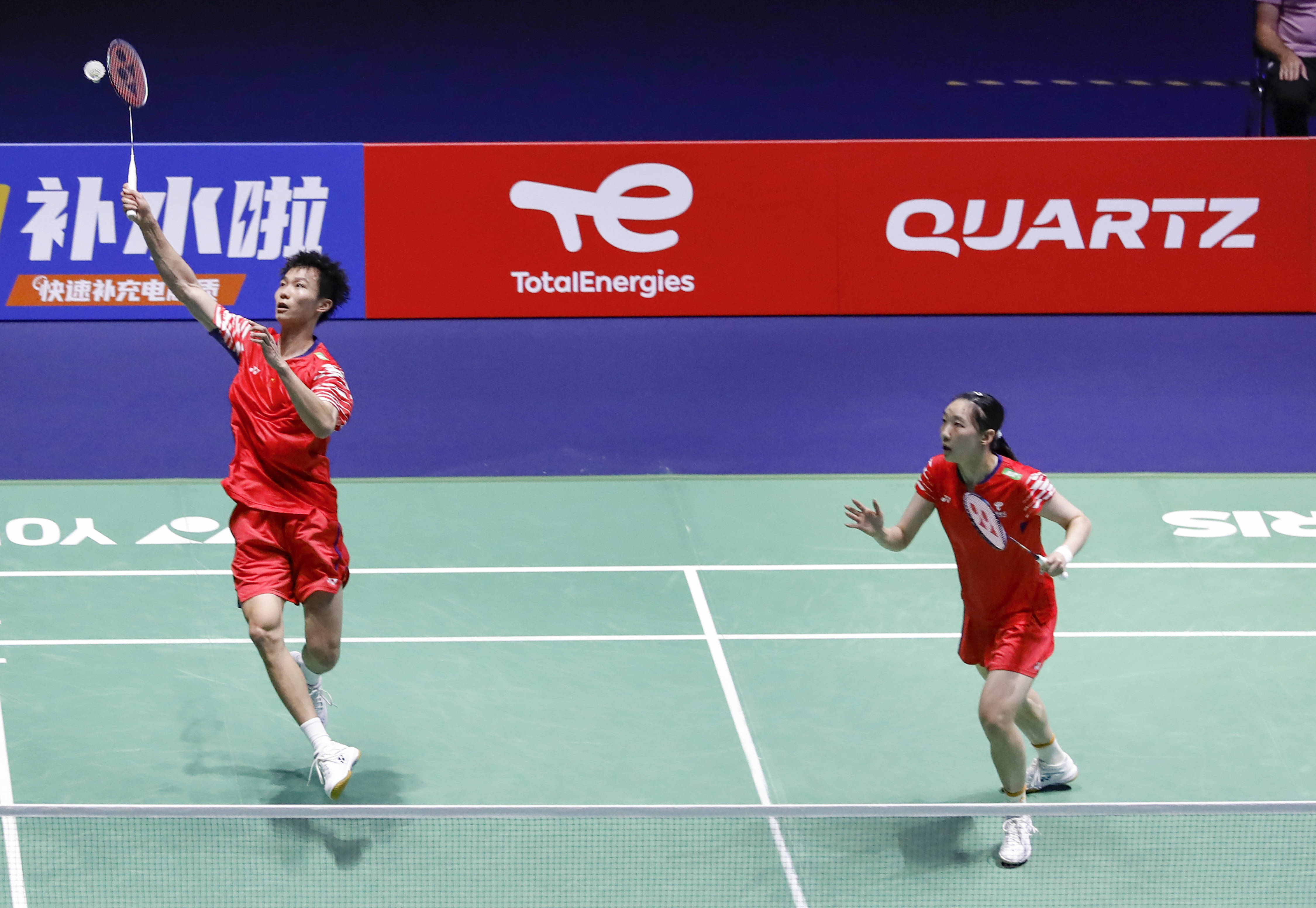 IM体育赛事直播入口-包含英格兰羽毛球队力克印度羽毛球队，辛杜惊艳世界的词条