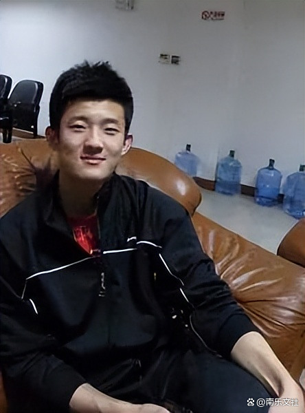 IM体育注册链接-包含印度羽毛球队血洗韩国羽毛球队，谌龙高光表现的词条