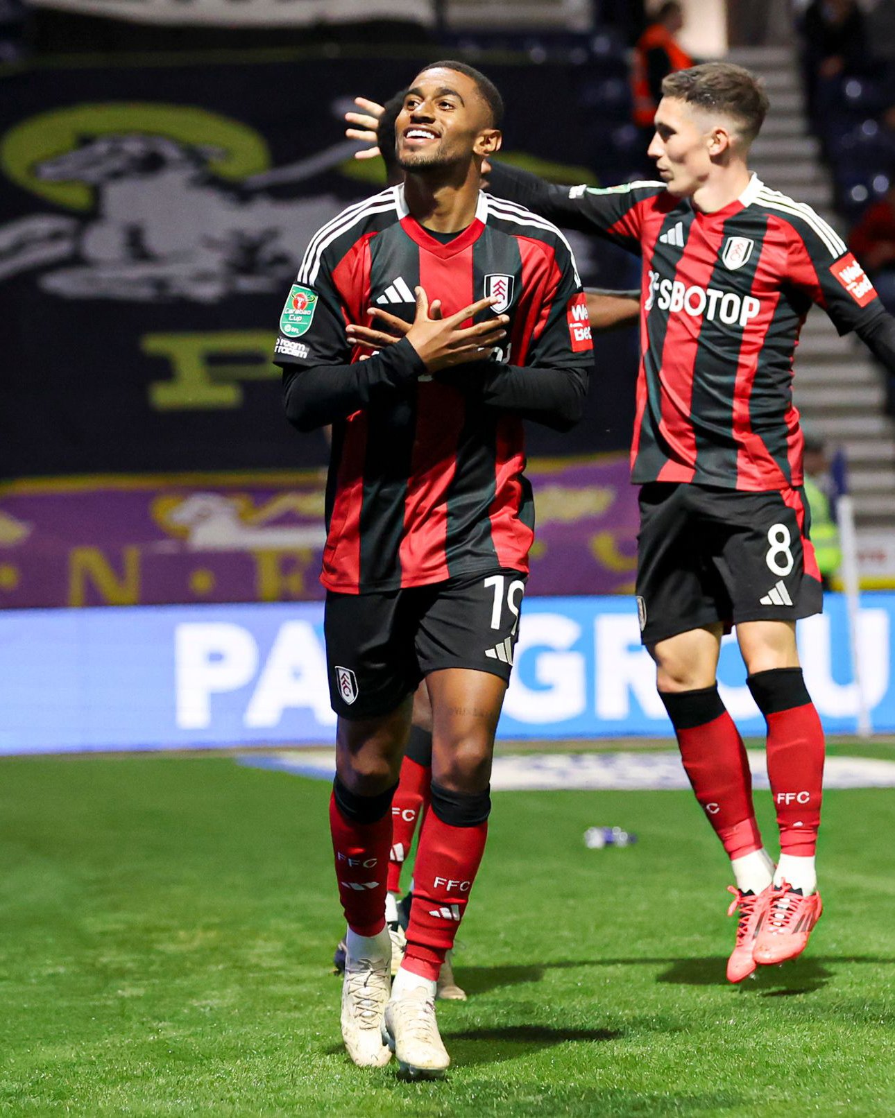 IM体育官网-西汉姆联客场不敌沃特福德，保级希望重新燃起的简单介绍