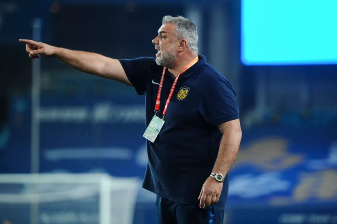 IM体育官方平台-江苏苏宁客场逆转一方，继续保持领先优势的简单介绍