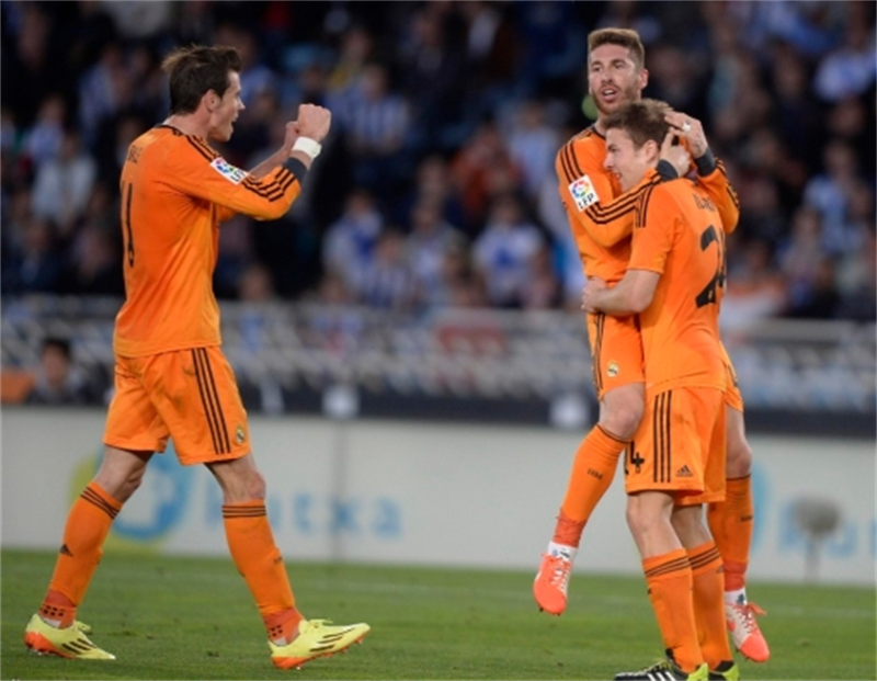 IM体育官网-西班牙联赛再掀转会热潮，球员频频换队的简单介绍