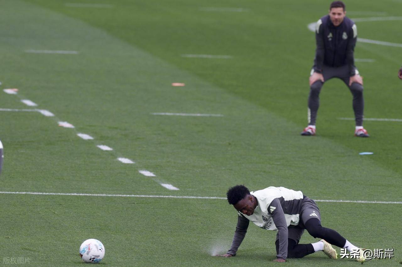 IM体育在线注册-瓦伦西亚连胜，皇家社会遭逢失利的简单介绍