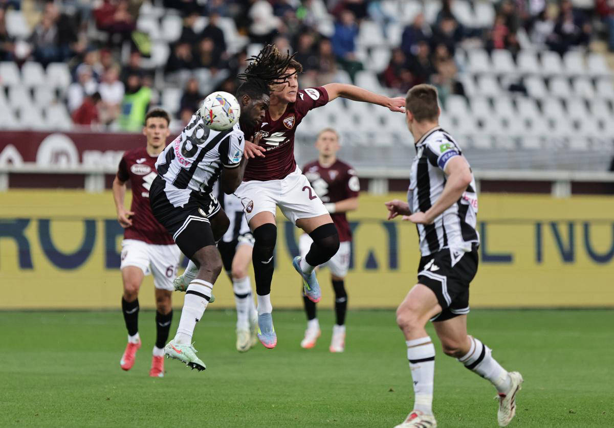 IM体育平台-包含球队备战关键战役，士气高昂的词条