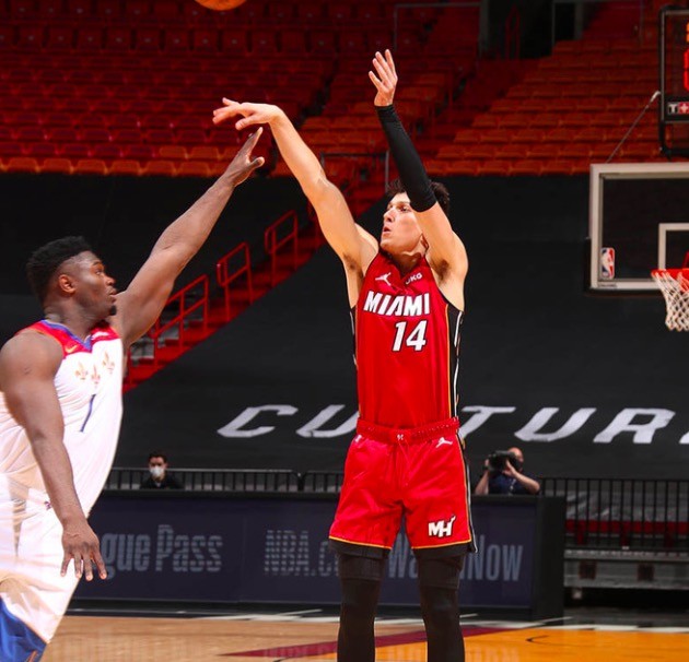 IM体育社区互动入口-青岛队完胜爵士，锡安状态火热